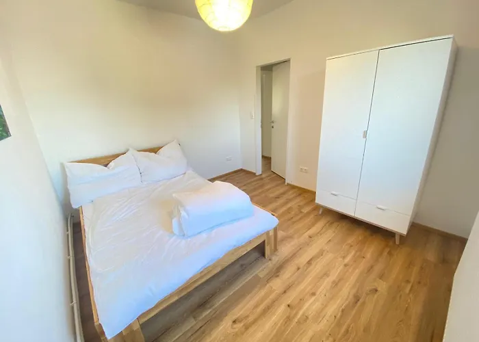 Apartment Bergluft 1 Modern With 2 Bedrooms 1 Hour From Vienna Parking & 24 Hour Self Check-in *