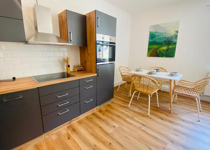 Bergluft 1 Modern With 2 Bedrooms 1 Hour From Vienna Parking & 24 Hour Self Check-in Grafenbach (Lower Austria)